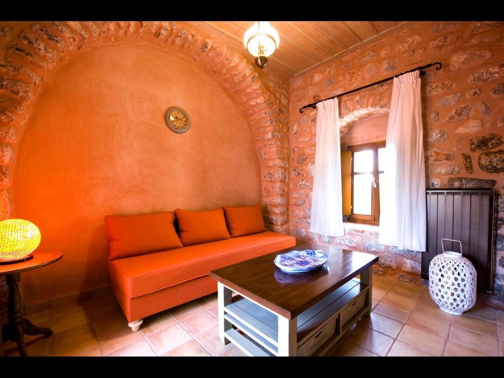 Aparthotel Arapakis Historic Castle Pírgos Dhiroú Habitación foto